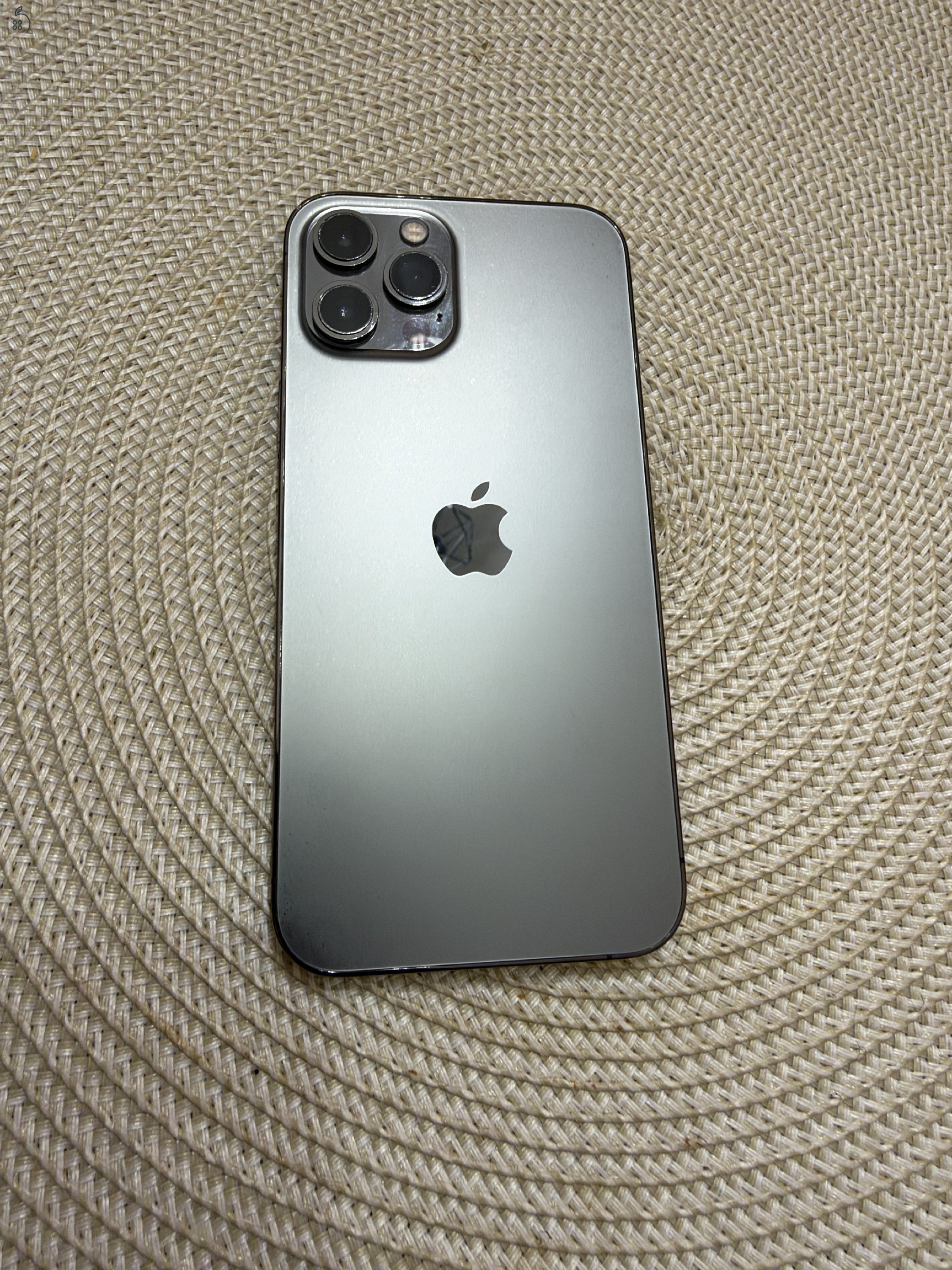 iPhone 12 pro max eladó