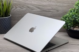 MacBook Air 2022 M2 13″ 256GB 2 ÉV Garanciával Számlával