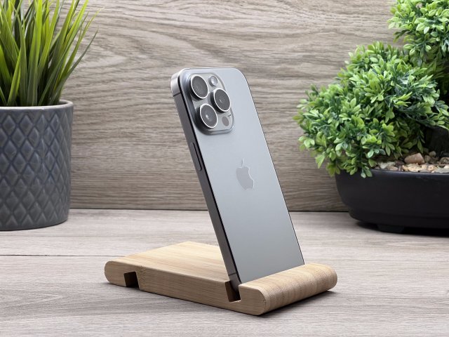 Hibátlan iPhone 15 Pro Natural Titanium 128GB 2 ÉV Garanciával Számlával Aksi 100%