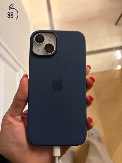 iPhone 14 256GB eladó