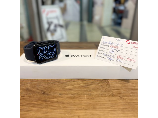 Apple Watch SE - 2nd gen. - 44 mm - GPS - Fekete - Akku 100% (4.)