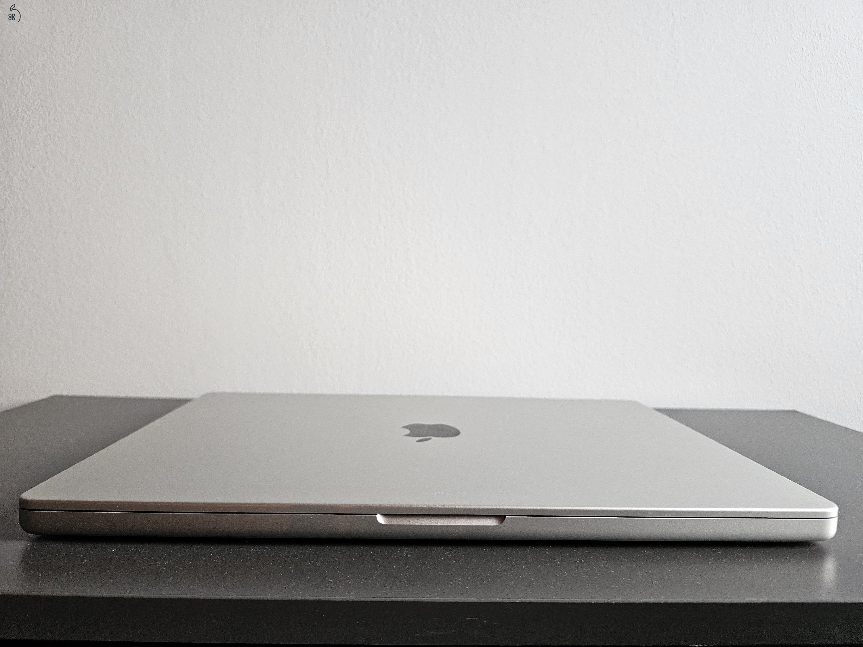 MacBook Pro 16