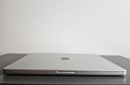 MacBook Pro 16
