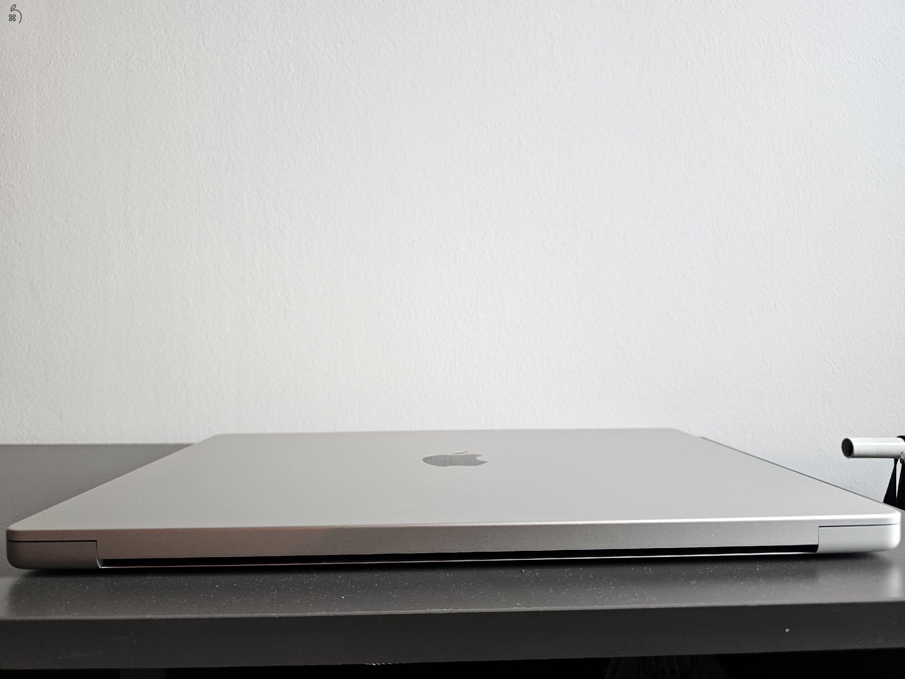 MacBook Pro 16