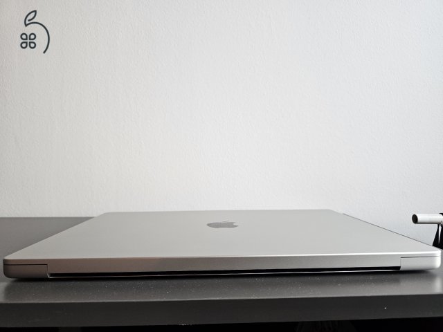 MacBook Pro 16