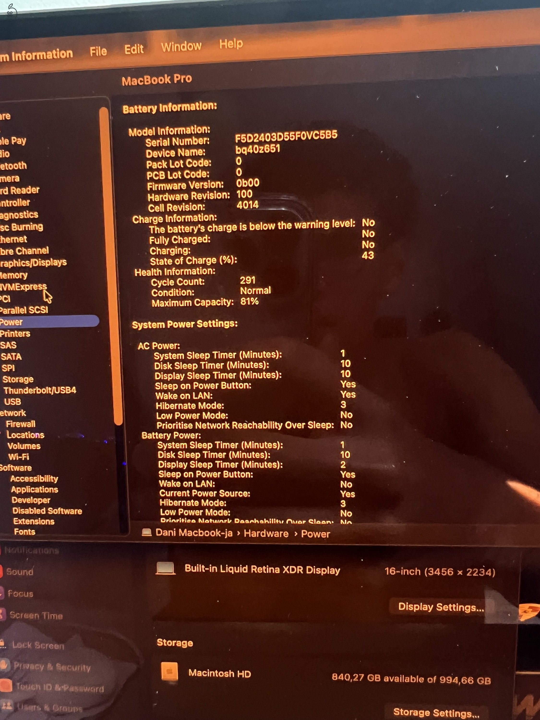 MacBook Pro 16