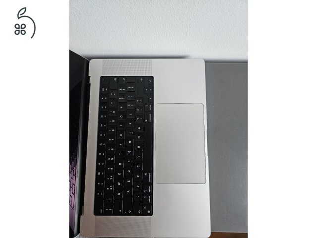 MacBook Pro 16