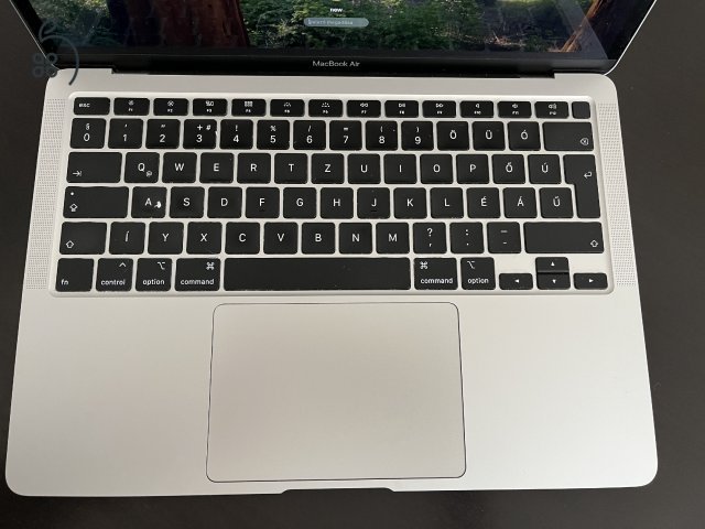Használt Macbook Air kis esztétikai hibával