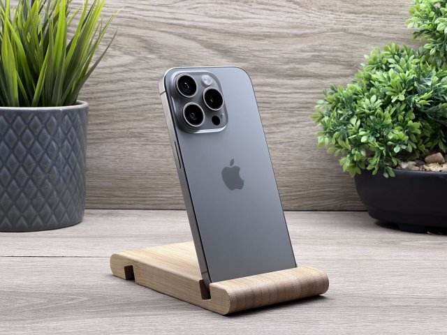 Hibátlan iPhone 15 Pro Natural Titanium 256GB 2 ÉV Garanciával Számlával