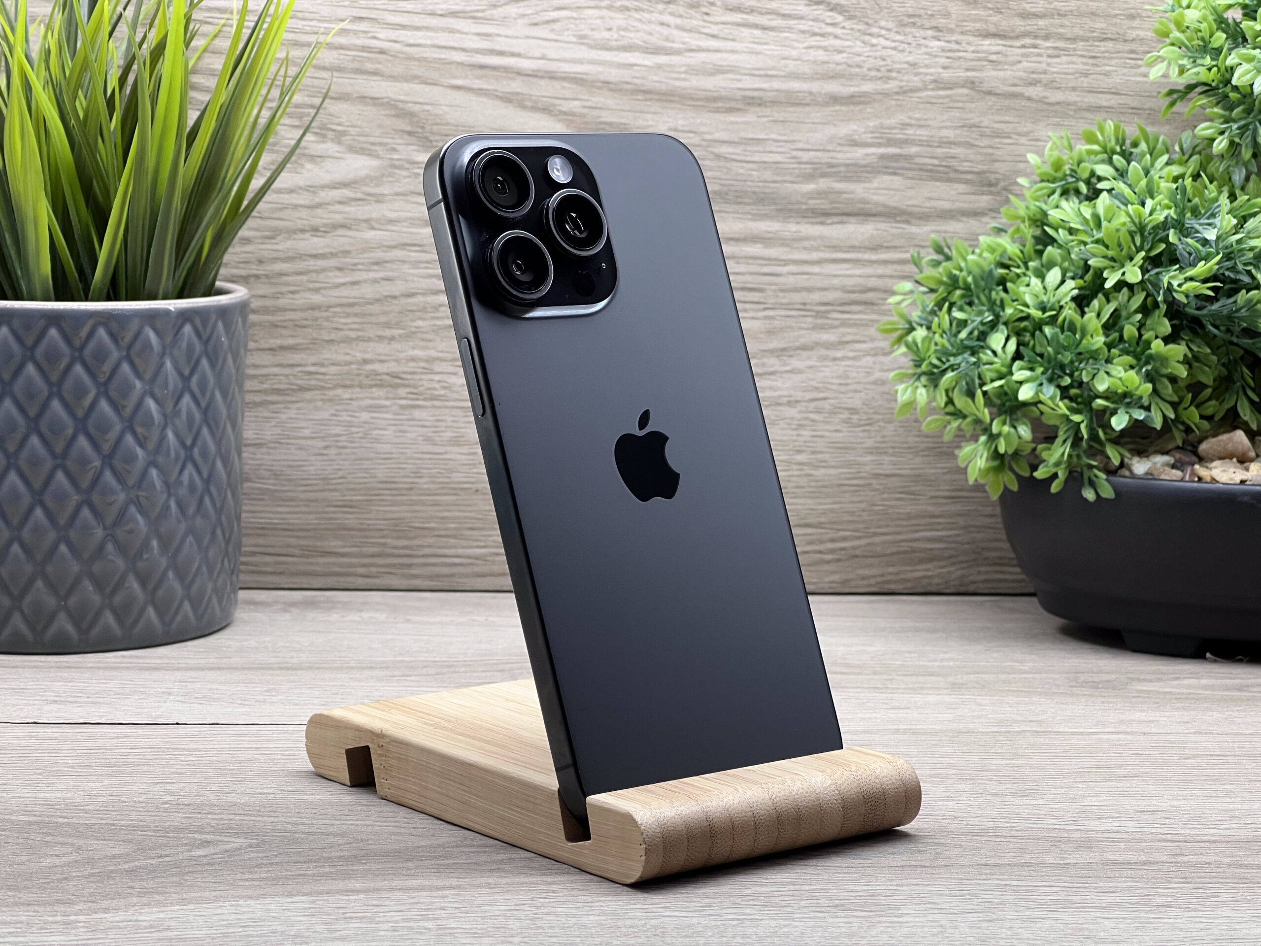 iPhone 15 Pro Max Black Titanium 256GB 2 ÉV Garanciával Számlával