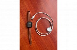 Apple Watch eredeti óra! 3-as széria! Új vedőtokkal és bőr új szíjjal!