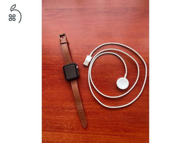 Apple Watch eredeti óra! 3-as széria! Új vedőtokkal és bőr új szíjjal!