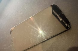 Iphone 15 128 GB fekete