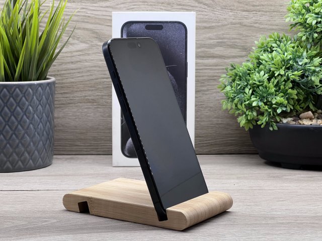Hibátlan iPhone 15 Pro Max Black Titanium 256GB 2 ÉV Garanciával Számlával Aksi 100%