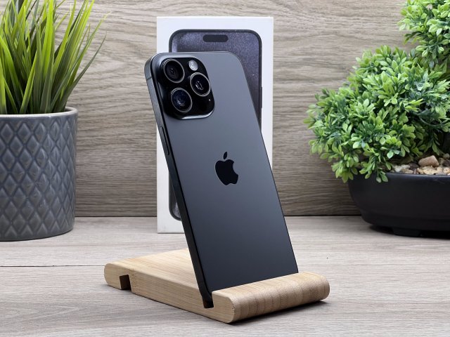 Hibátlan iPhone 15 Pro Max Black Titanium 256GB 2 ÉV Garanciával Számlával Aksi 100%