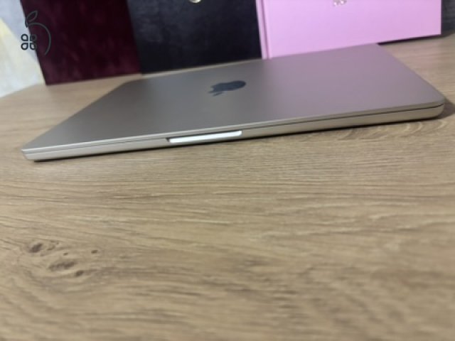 Macbook Air M2 - Starlight
