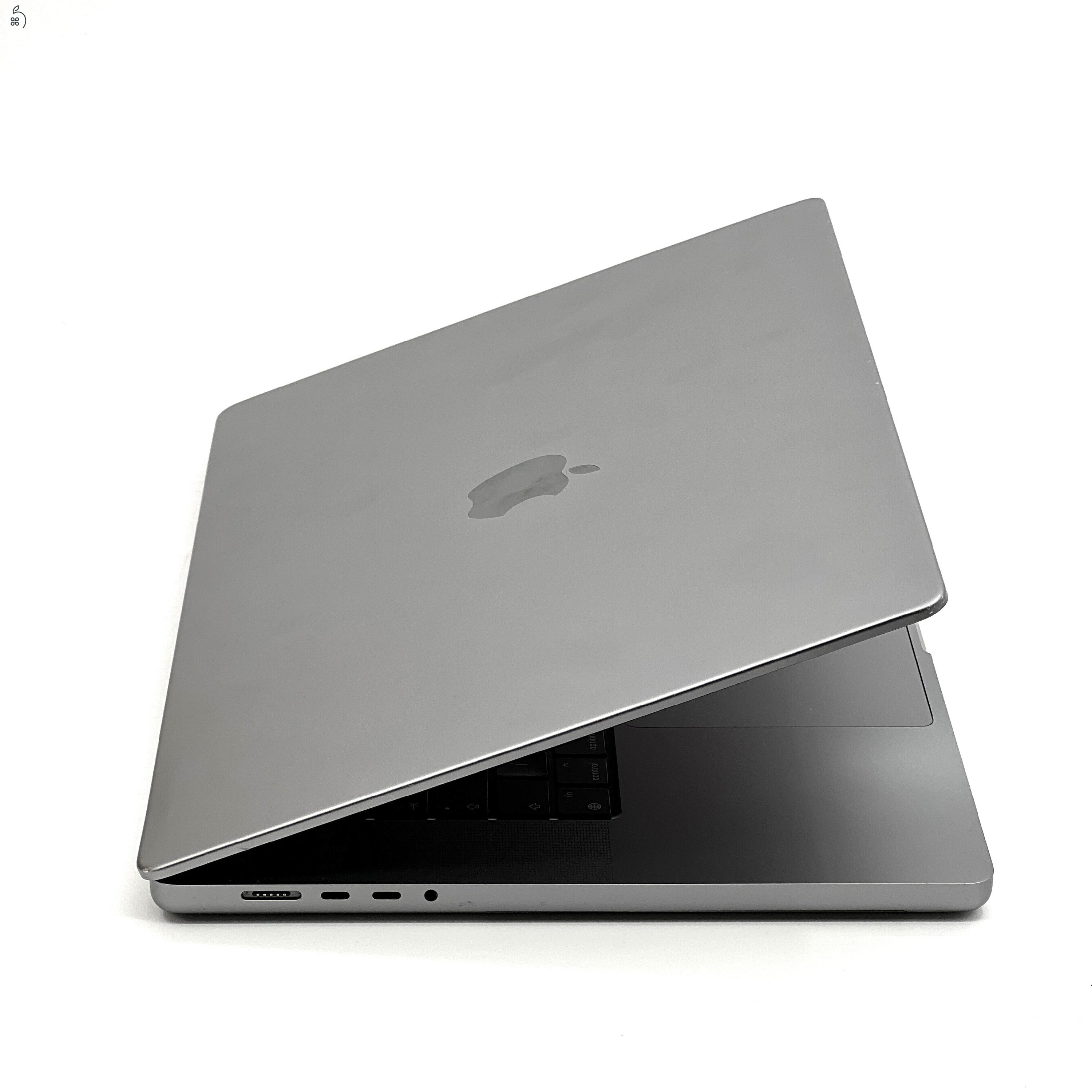 MacBook Pro 16″ 2021, M1 Pro 10 core, 32 GB RAM, 16 core GPU, 512 GB SSD, Space Gray, 27% Áfa, 0634AB