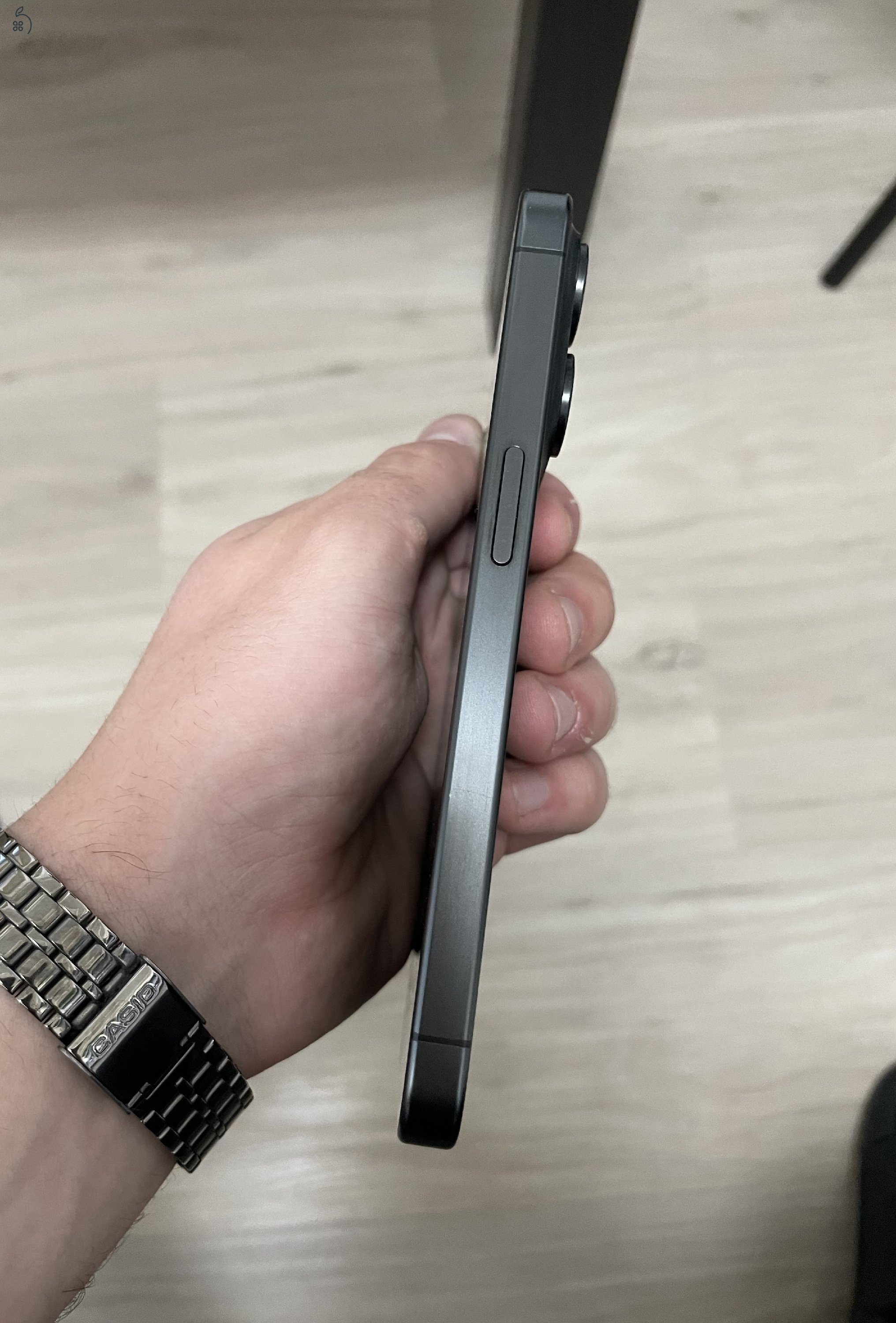 IPhone 15 pro black független 