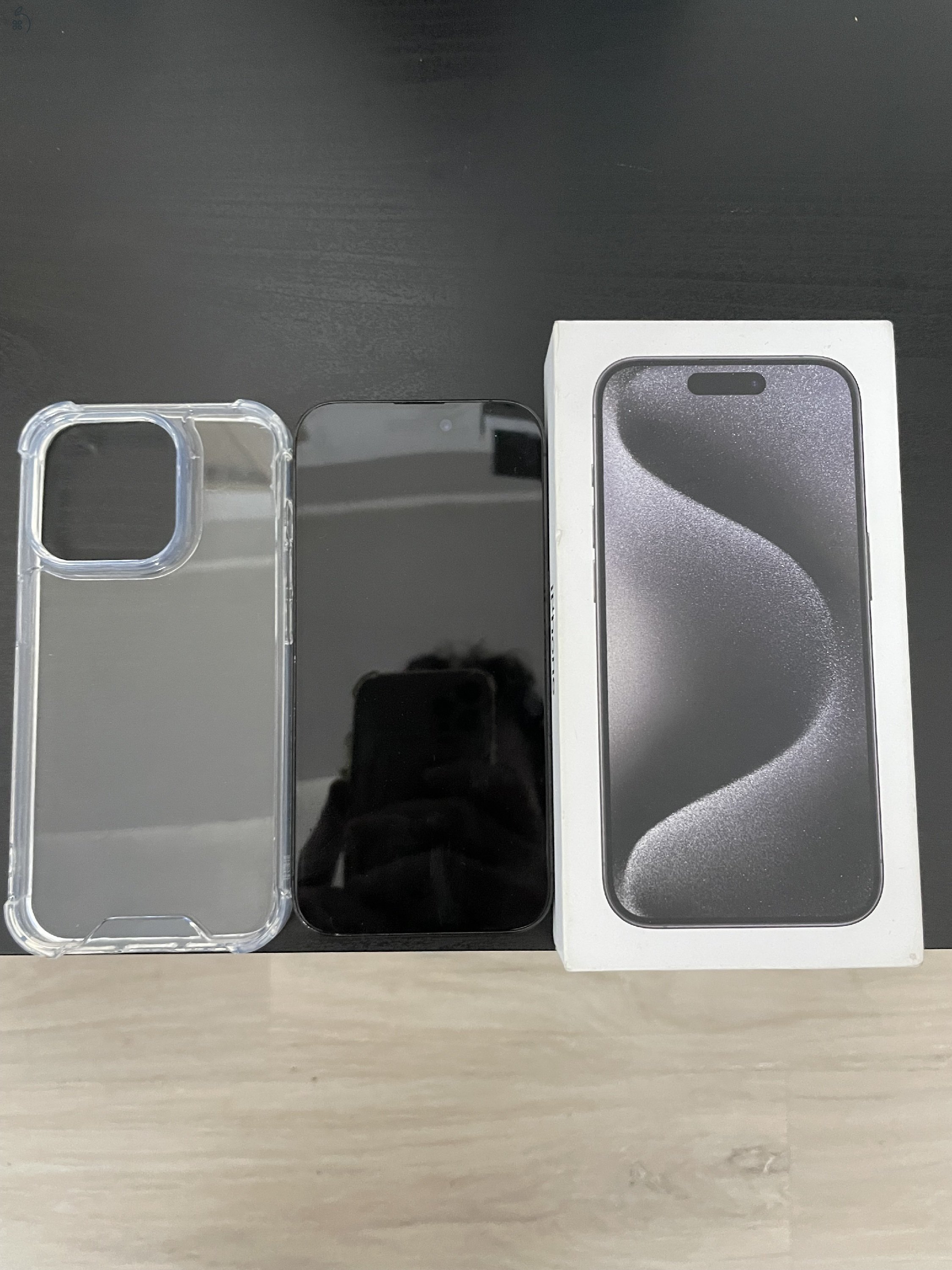 IPhone 15 pro black független 