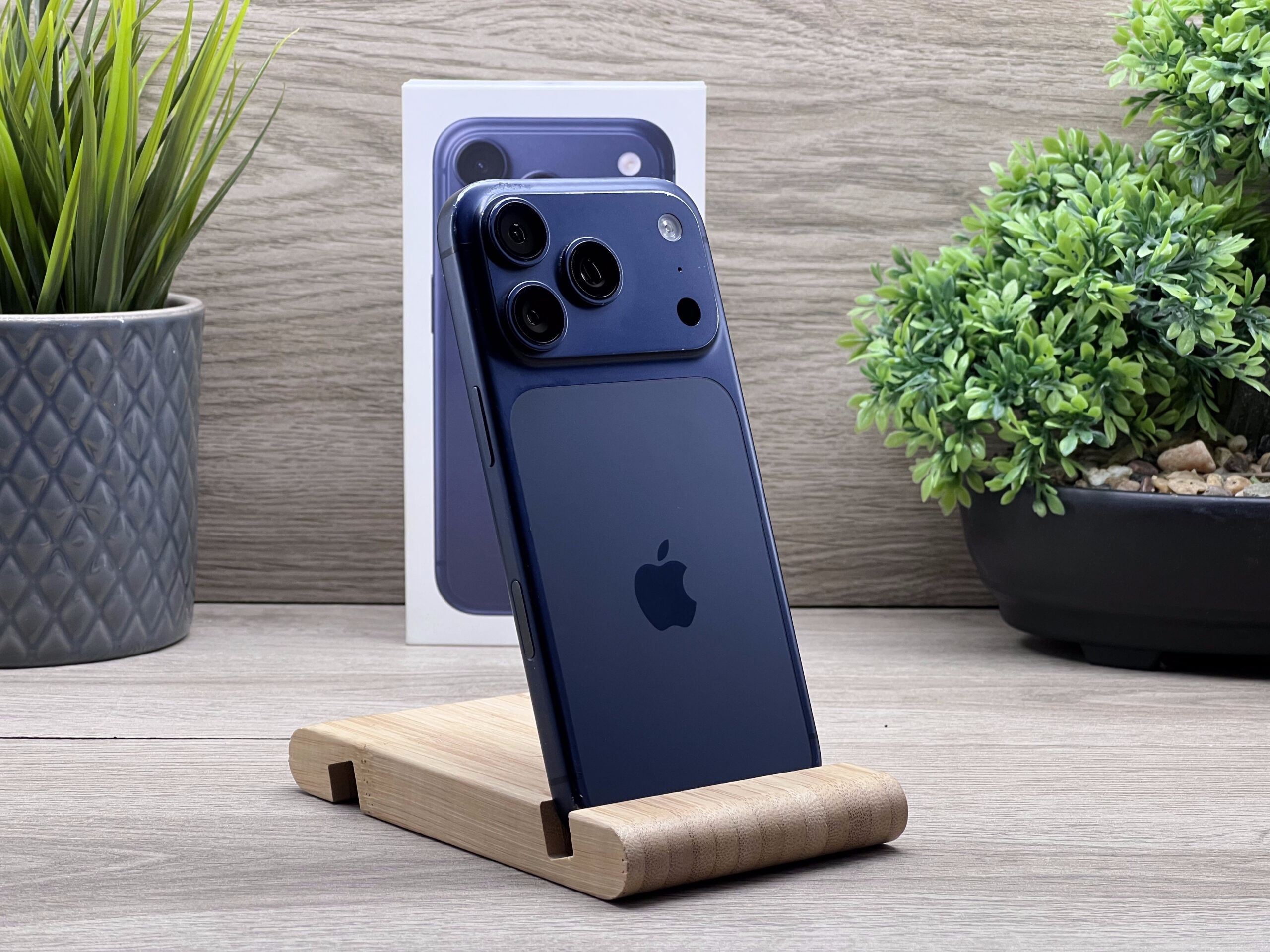 iPhone 17 Pro Deep Blue 256GB 2 ÉV Garanciával Számlával