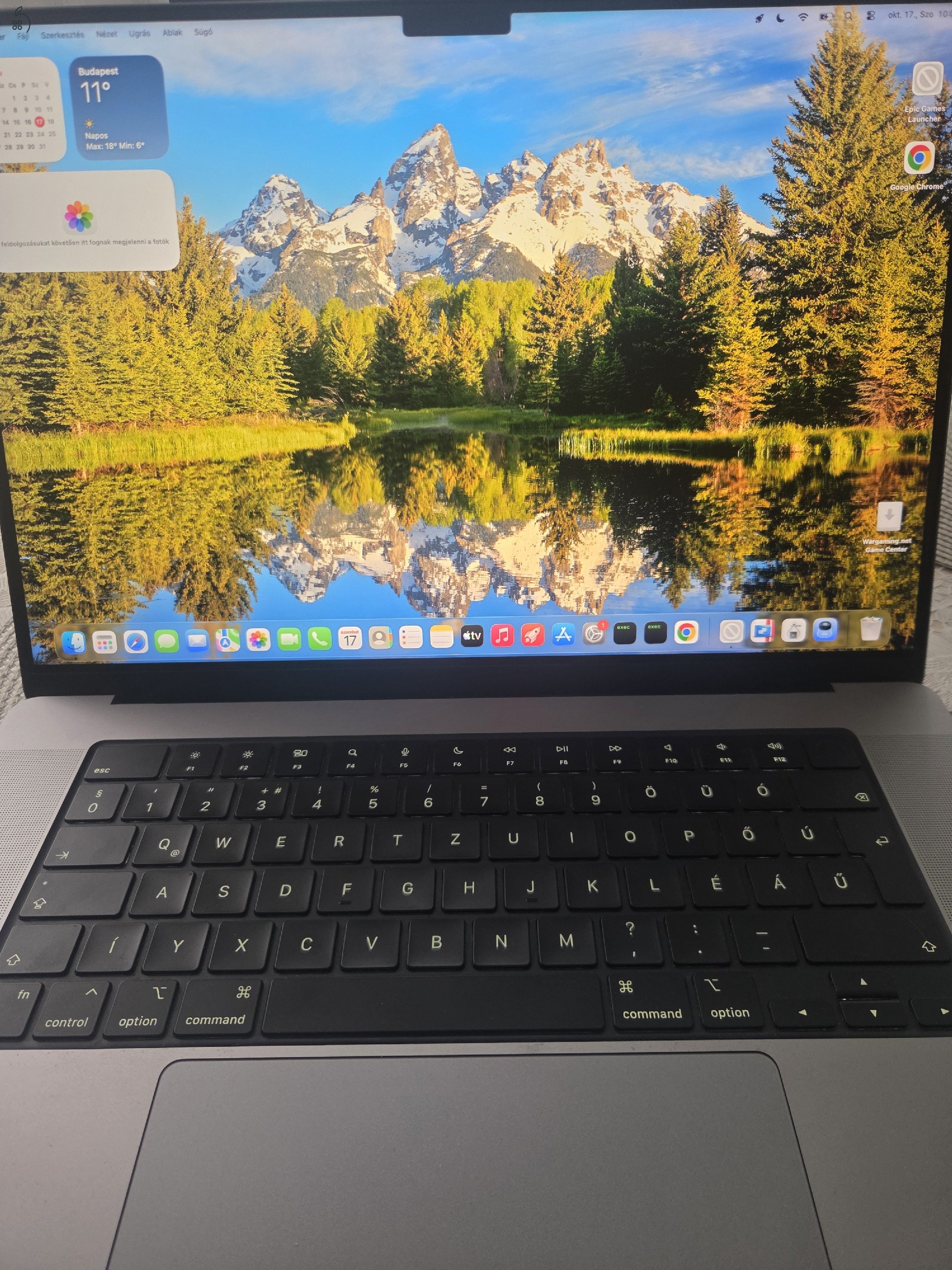 MacBook Pro 16