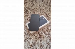 Újszerű Iphone 13/128GB black