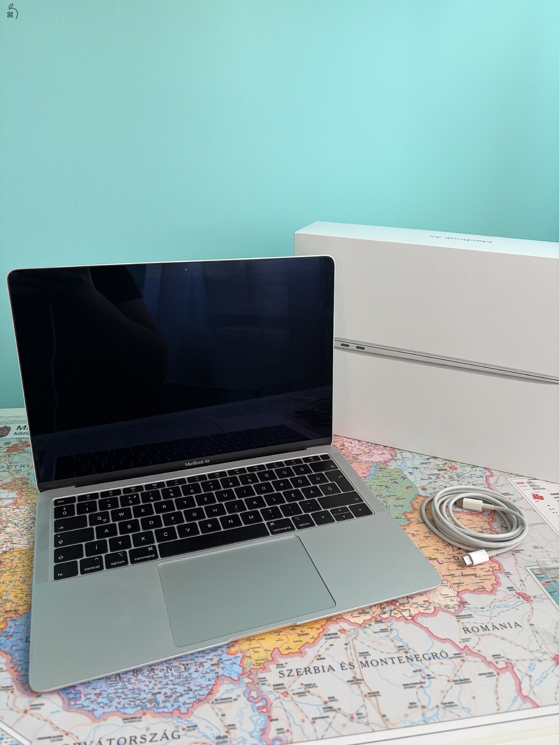 Eladó Apple MacBook Air Retina 13” (2018) – 8 GB RAM, 256 GB, ezüst