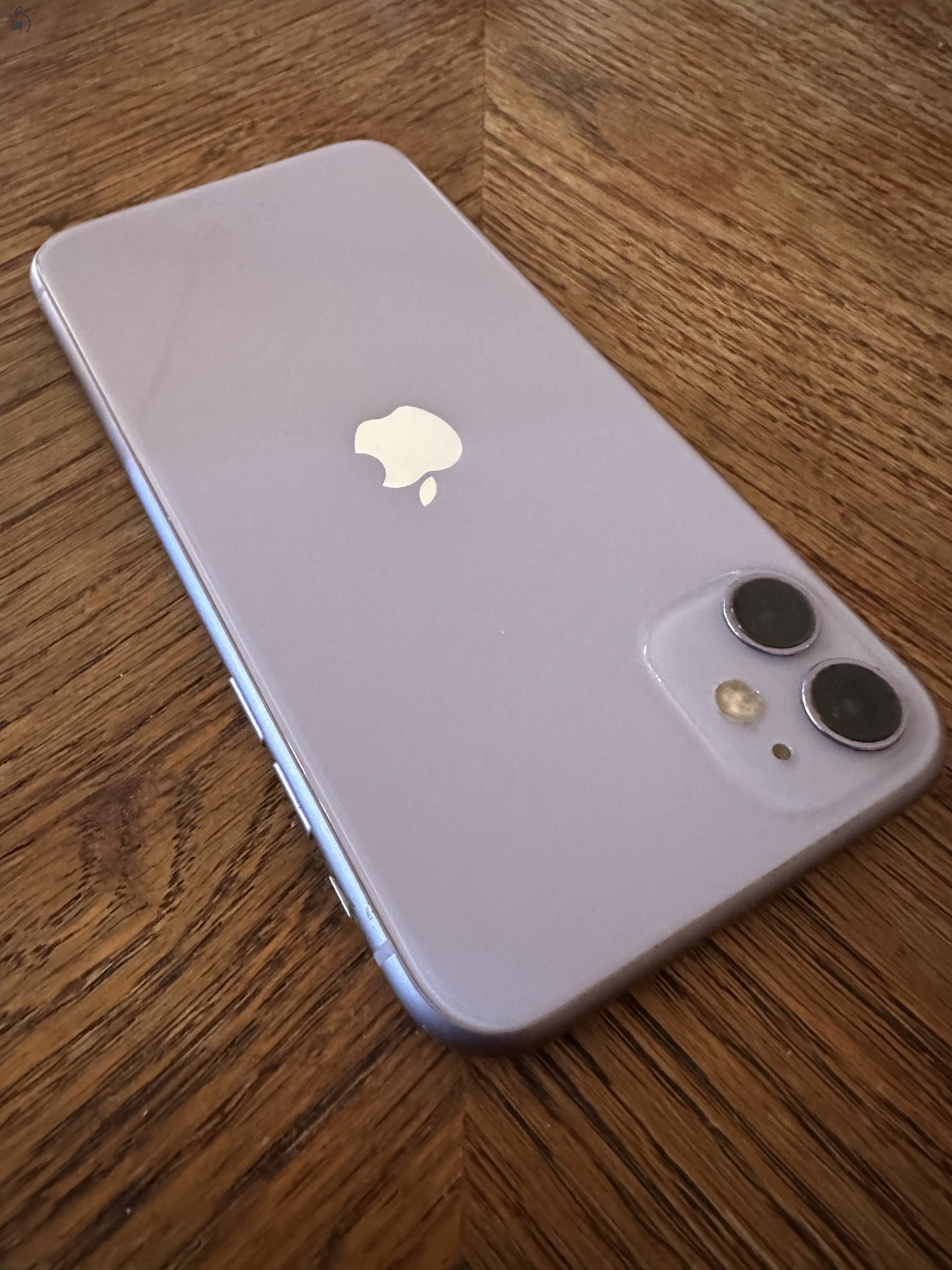 IPHONE 11 64GB Teljesen Gyári első tulajtól