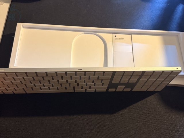 Apple magic keyboard numeric 2