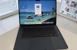 MacBook Air M5 15