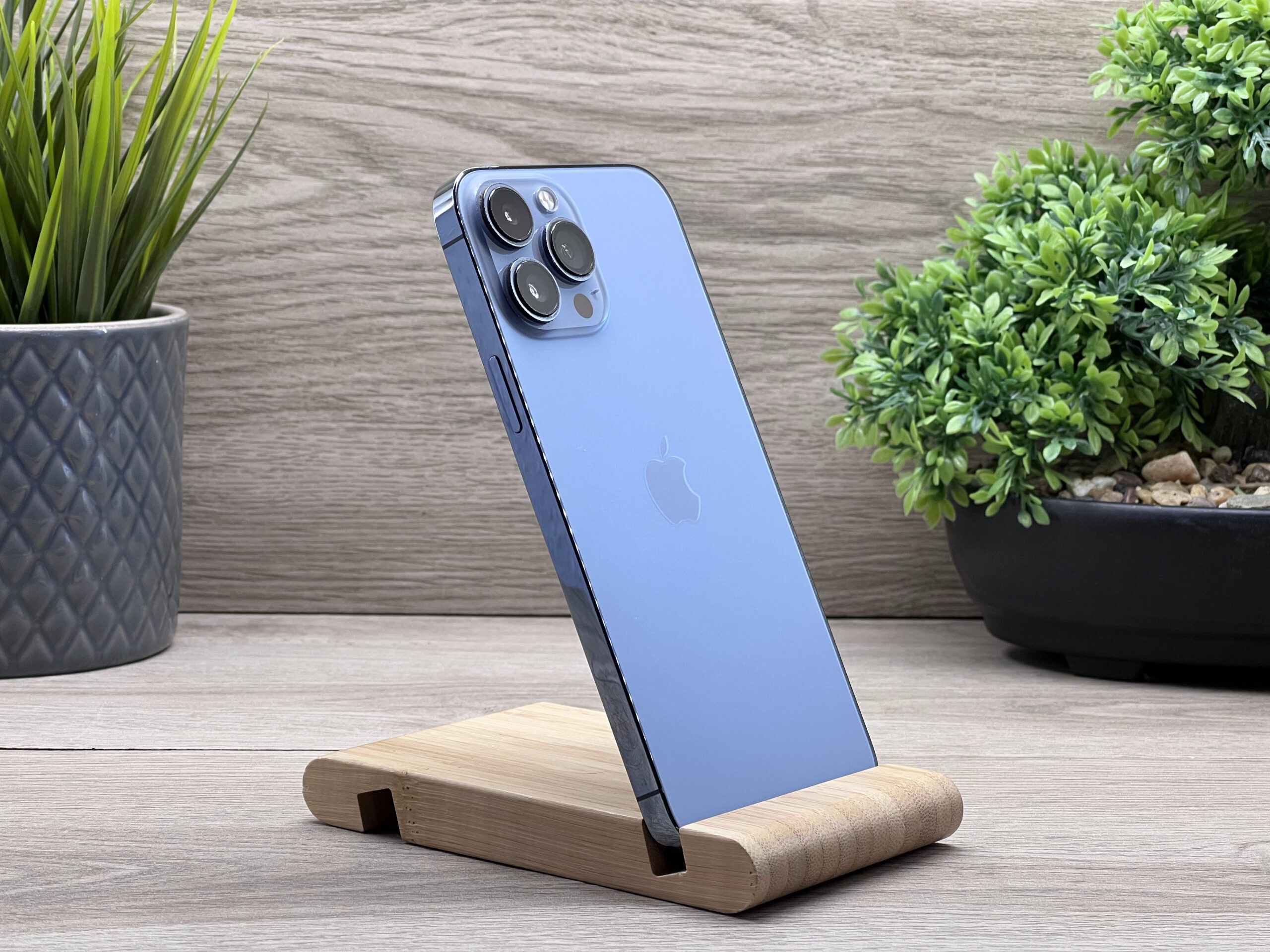 Hibátlan iPhone 13 Pro Max Sierra Blue 128GB 2 ÉV Garanciával Számlával Aksi 100%