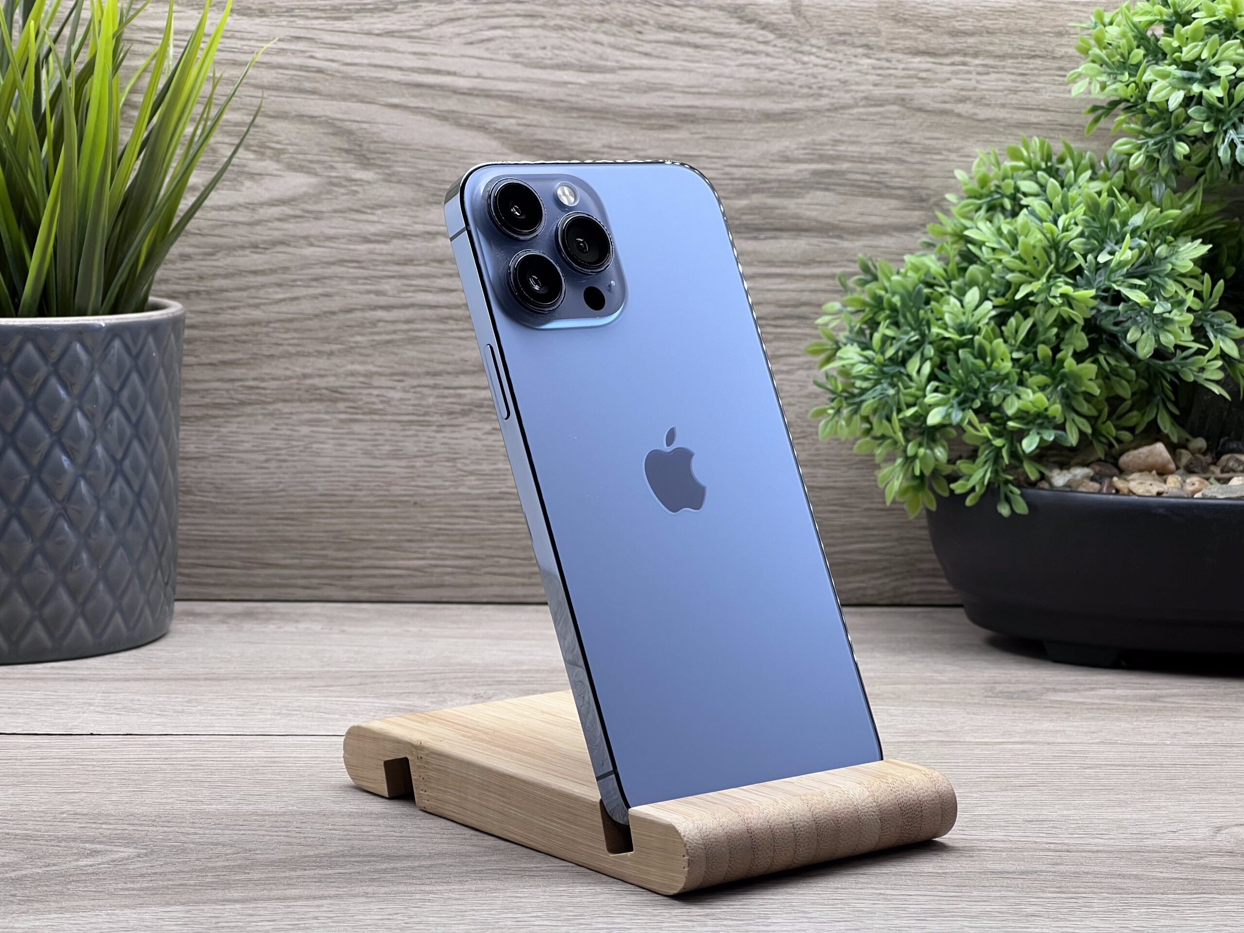 Hibátlan iPhone 13 Pro Max Sierra Blue 128GB 2 ÉV Garanciával Számlával Aksi 100%