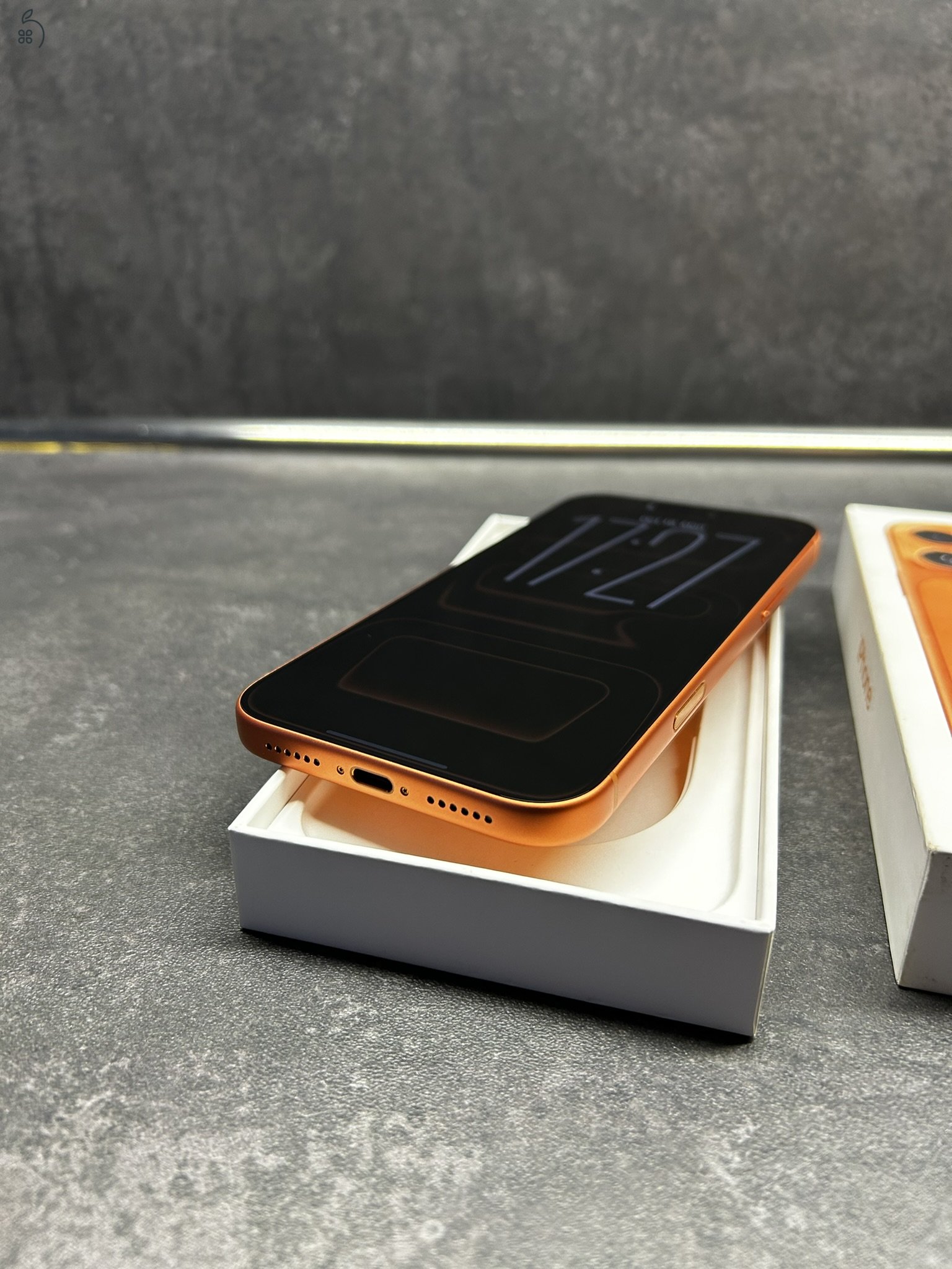 Apple iPhone 17 Pro Max, 256 Gb, 100%-os Akksi, Újszerű, Apple Gyári Garancia