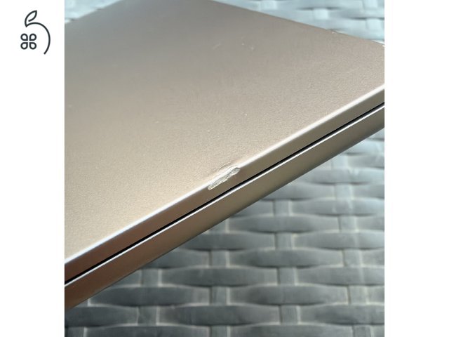 MAC Book Air 13