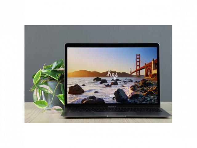 Használt Apple MacBook Air 13