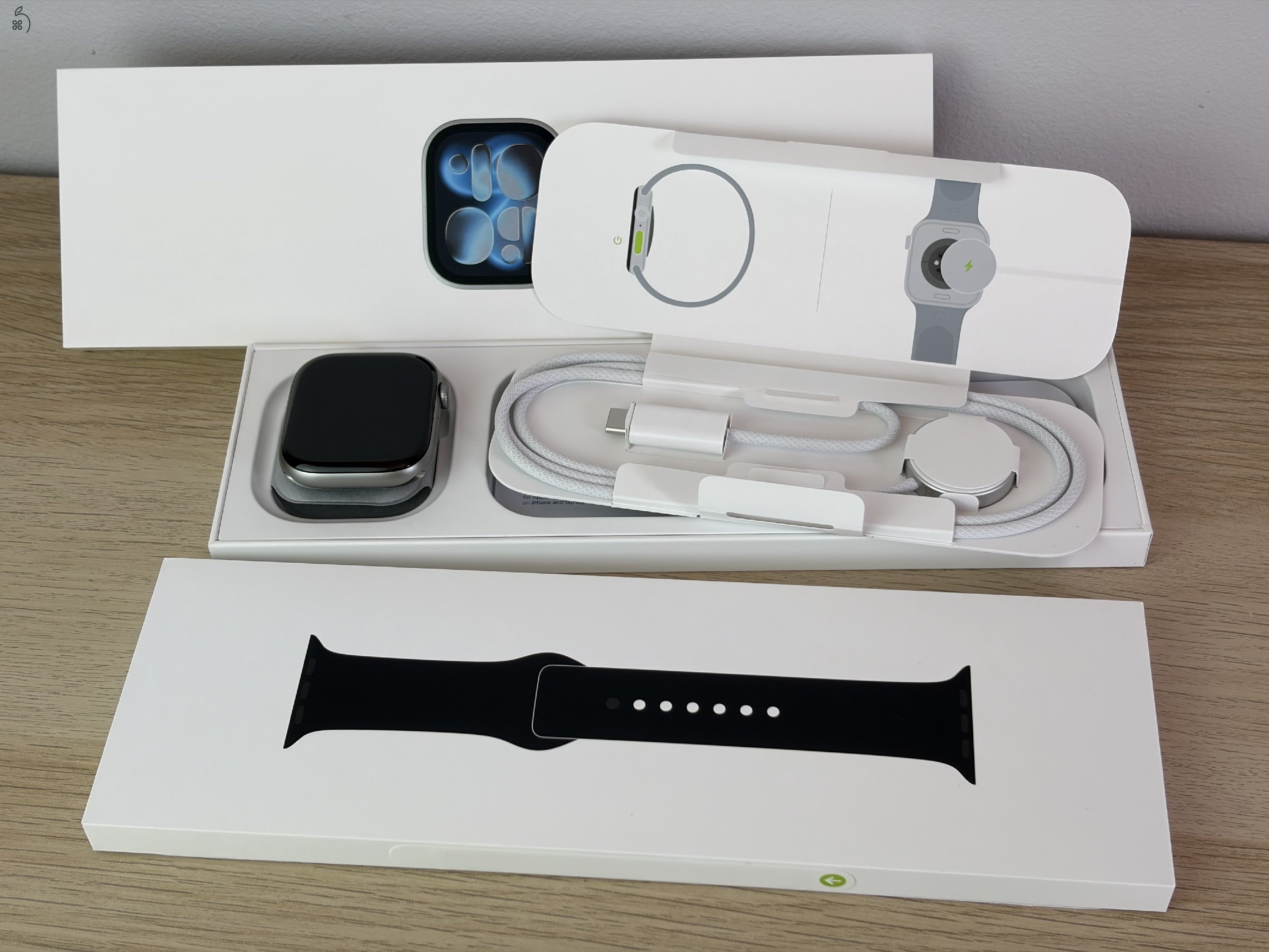 Apple Watch Series 11 GPS, 46mm, Space Gray - újszerű