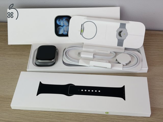 Apple Watch Series 11 GPS, 46mm, Space Gray - újszerű