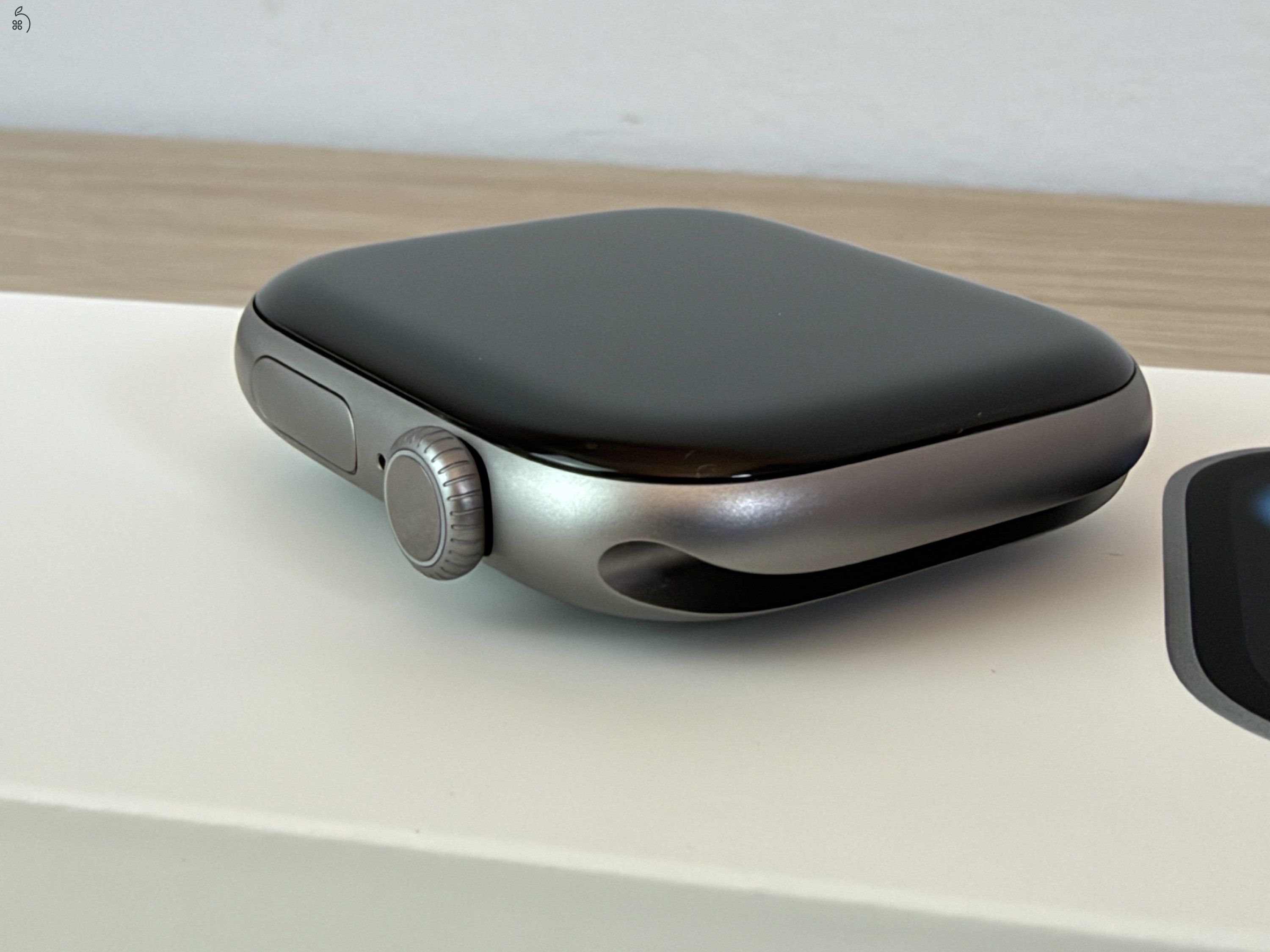 Apple Watch Series 11 GPS, 46mm, Space Gray - újszerű