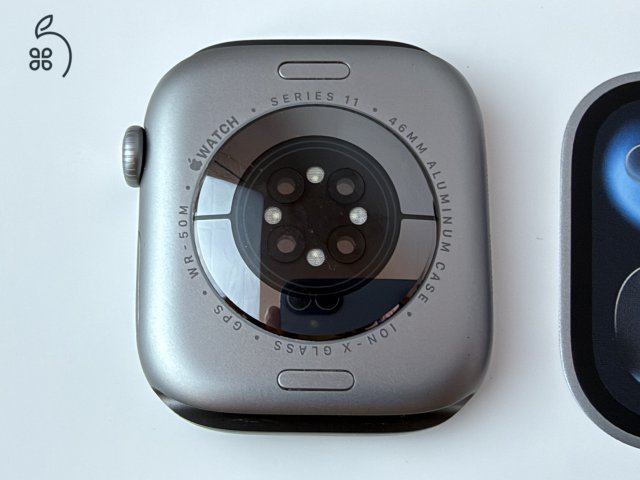 Apple Watch Series 11 GPS, 46mm, Space Gray - újszerű