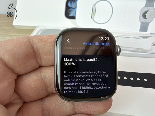 Apple Watch Series 11 GPS, 46mm, Space Gray - újszerű
