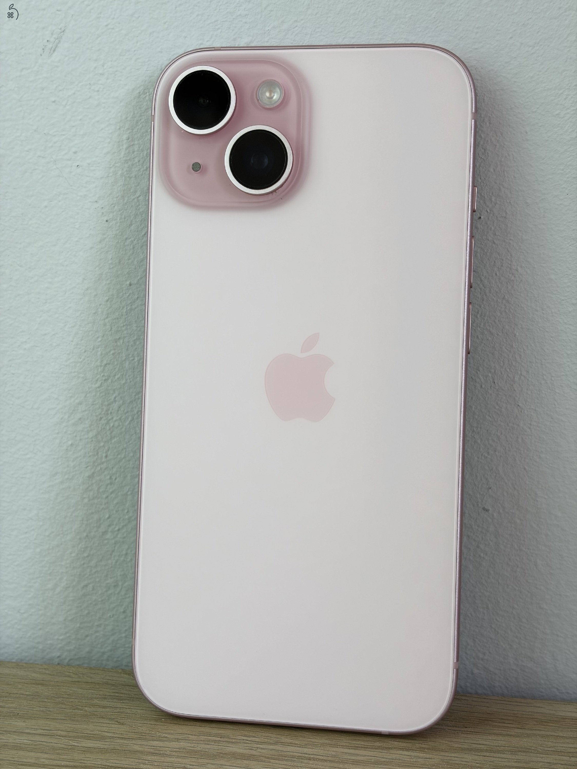 iPhone 15, 128GB, rózsaszín, iOS 18! - sérülés és karcmentes!