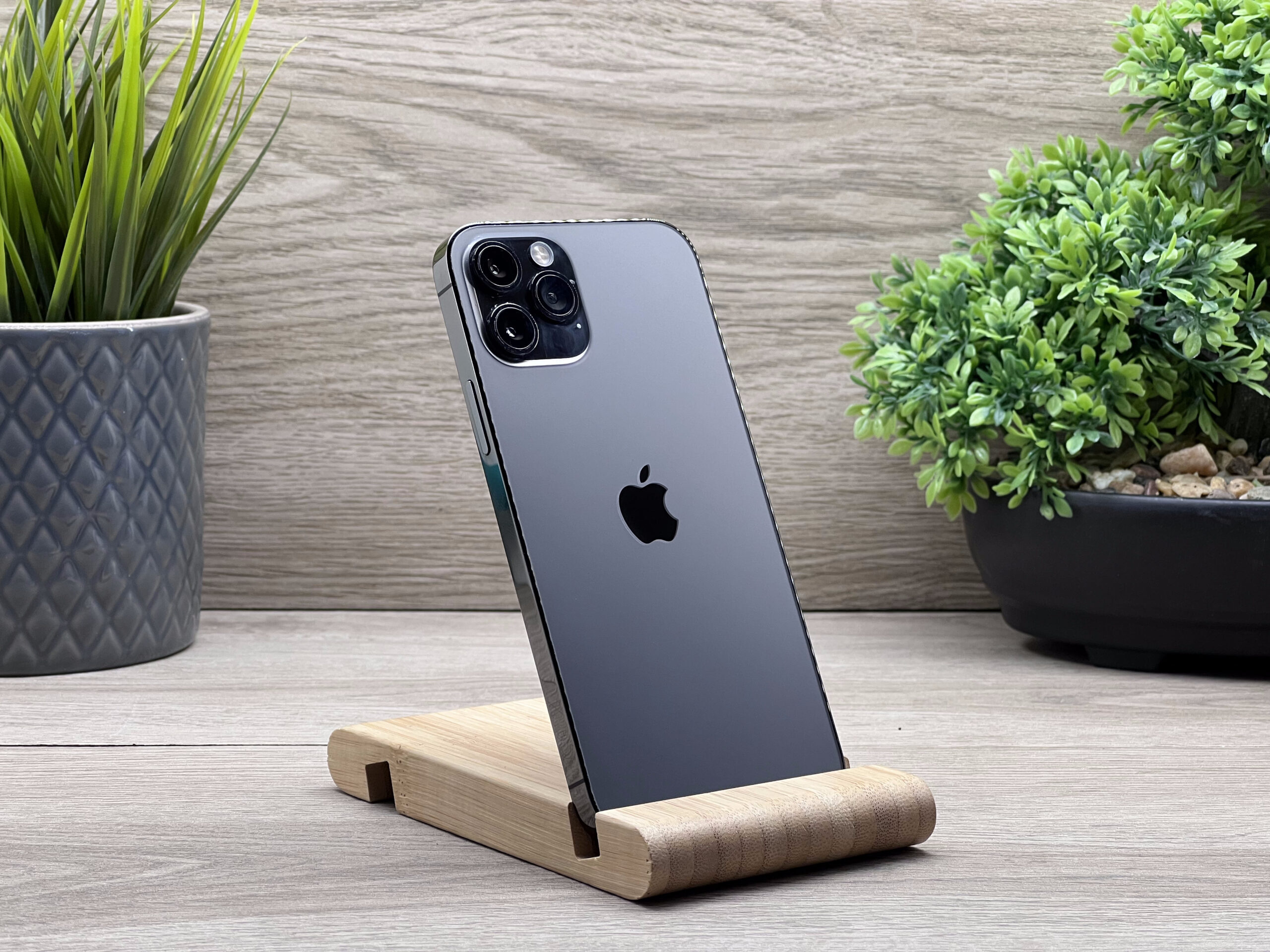 Hibátlan iPhone 12 Pro Space Gray 128GB 2 ÉV Garanciával Számlával Aksi 100%