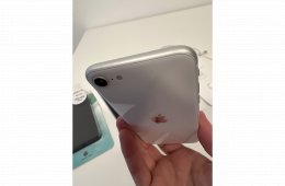 Fehér iPhone 2020SE eladó, 64 GB-os