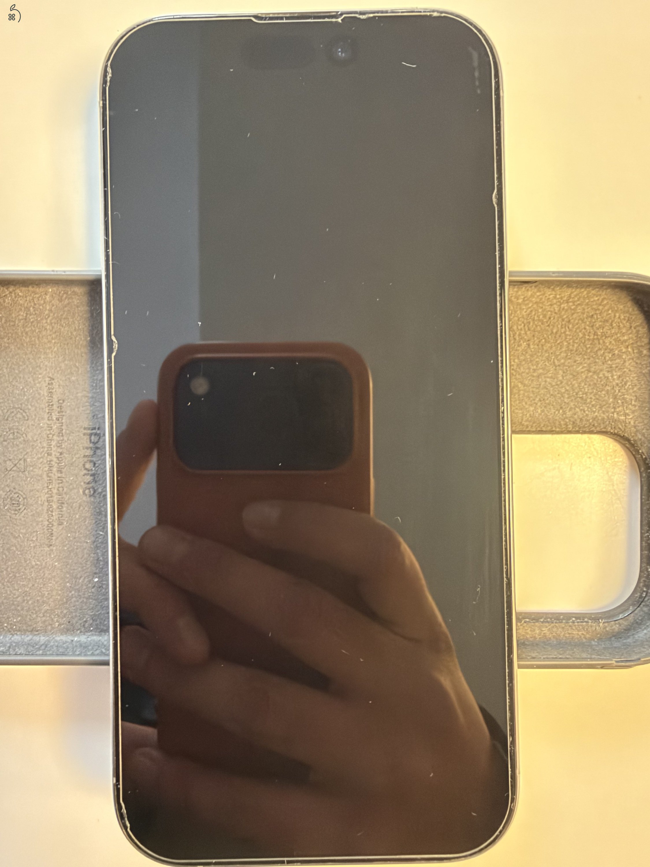 Eladó iPhone 16 Pro 256 GB Natúr Titán