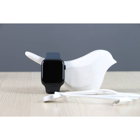 Használt Apple Watch SE 3 44mm CELL asztrofekete A US-8749