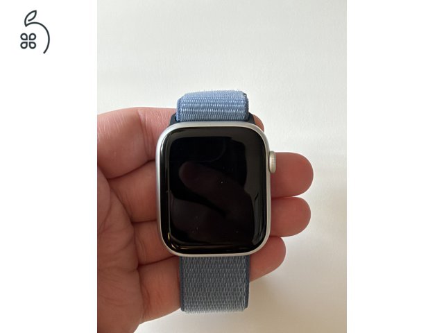 Eladó Apple Watch S9 45 mm GPS – szép állapotban