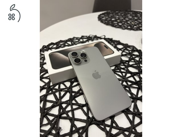 Eladó iPhone 15 Pro Max 256 GB natúr titán színben