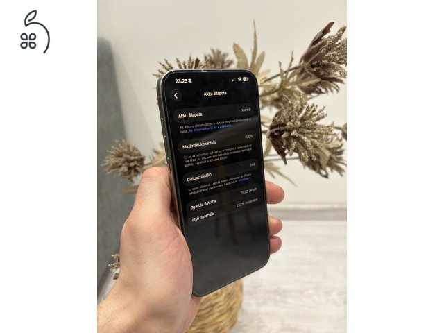 Eladó iPhone 15 Pro Max 256 GB natúr titán színben