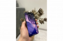 Eladó iPhone 15 Pro Max 256 GB natúr titán színben