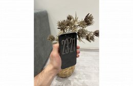 Eladó iPhone 15 Pro Max 256 GB natúr titán színben